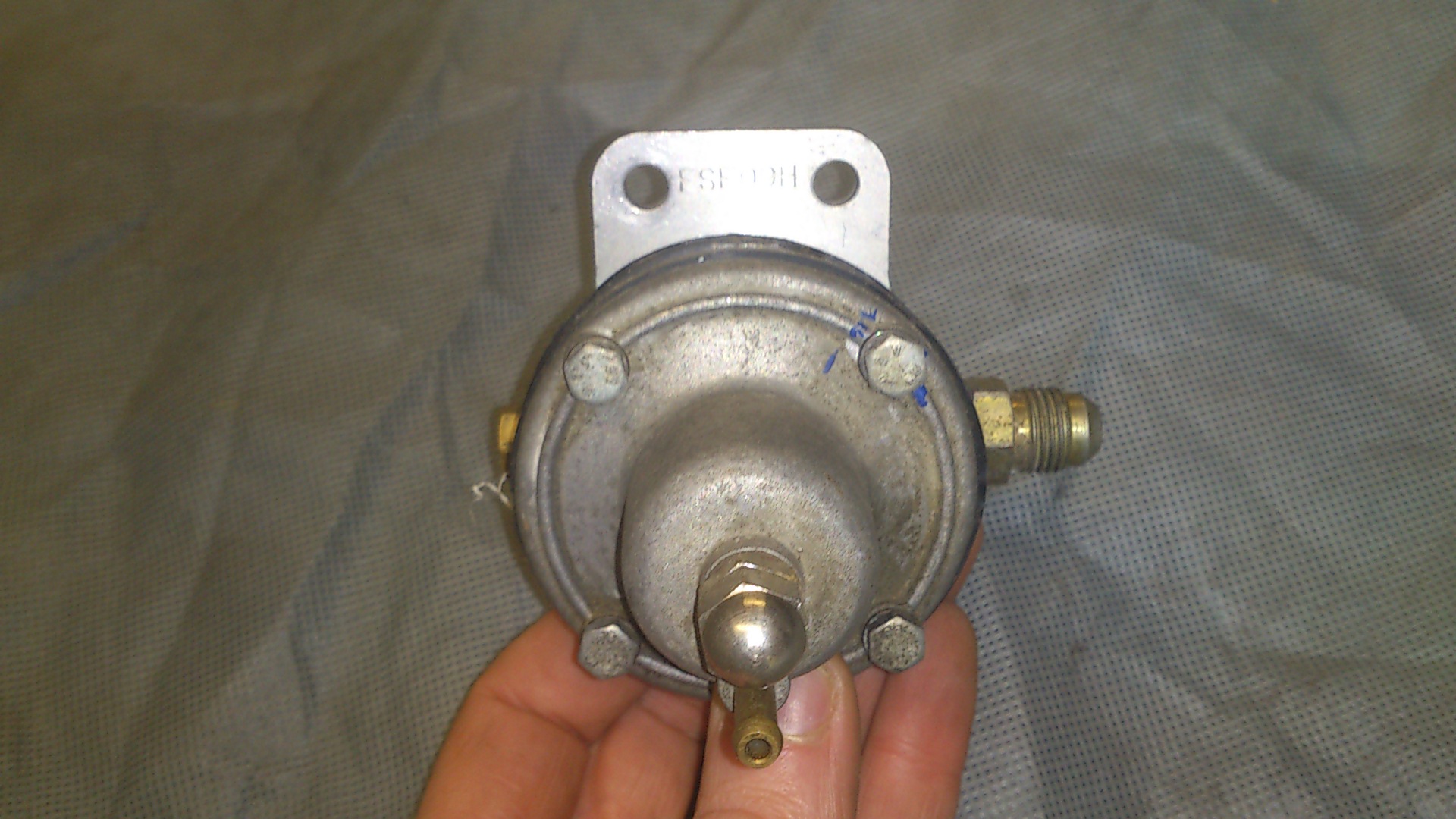 FSE Adjustable fuel pressure regulator
